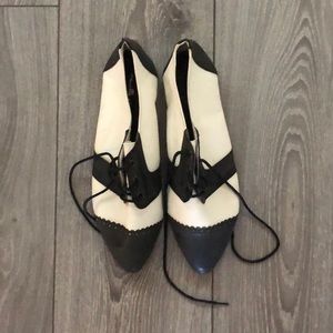 BNWOT oxford style shoes